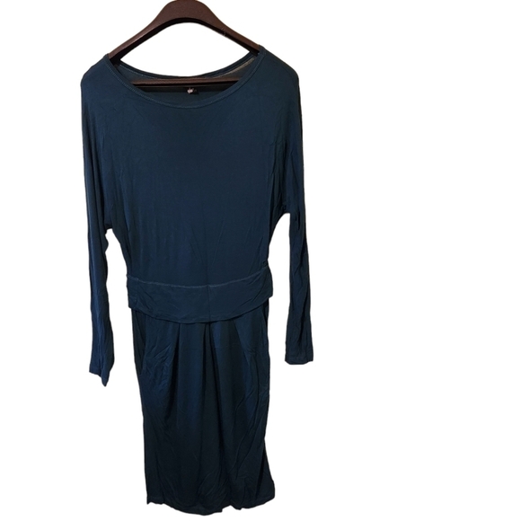 Asos green  long-sleeve crew-neck slim fit midi dress - Picture 1 of 10